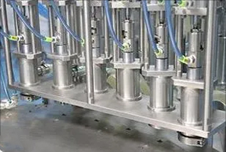 Spout Pouch Packing Machine detail - Multi-station filling